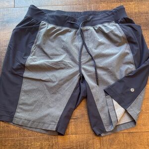 Lululemon Athletica Men's Charcoal and Grey lined 9” Athletic Shorts